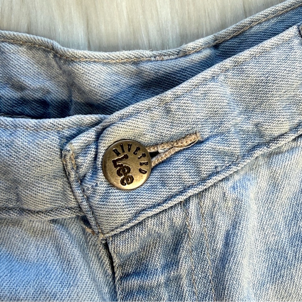 Lee Vintage Riveted Dungarees Light Wash Denim Carpenter Shorts - Picture 2 of 6